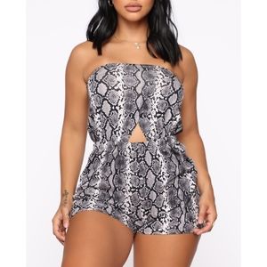 🎀NWT🎀 Fashion Nova Farrah Tube Romper